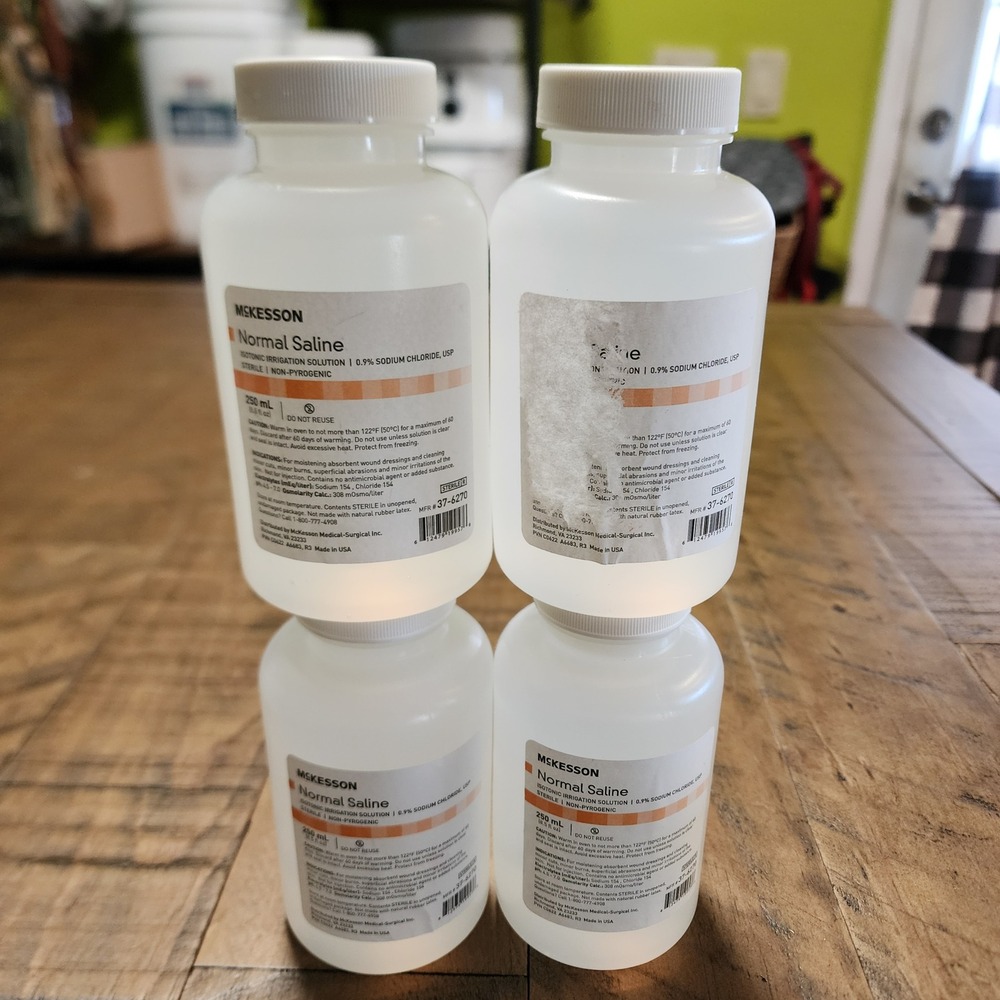 McKesson Normal Saline 0.9% Sodium Chloride Irrigation Solution 250mL 4 Pack
